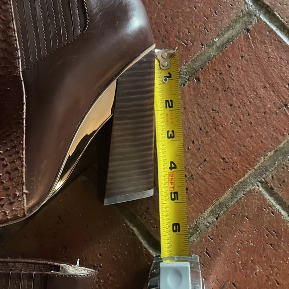 Brown BCBGMaxazria MA-Metild Snakeskin Bootie 9.5 - Picture 9 of 9